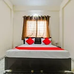 Hotel O Shree Radhey